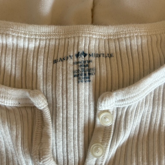 Brandy Melville White V neck Top - Picture 3 of 3